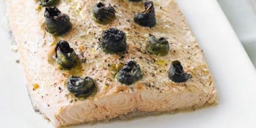烤箱里的鱼：地中海的三文鱼鱼片