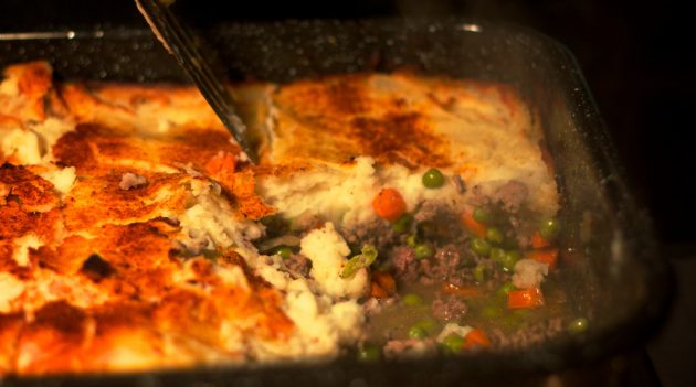 Какво да готвя с мляно месо: Овчарски пай