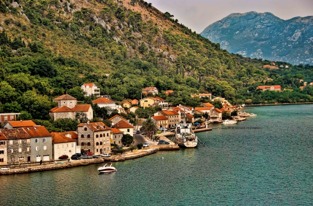 Град на любовта, Черна гора