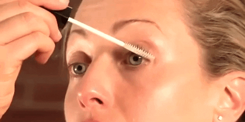 How to apply eyelash growth aids