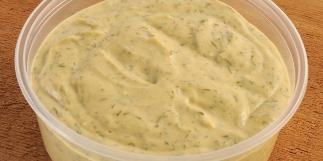 Cómo reemplazar la mayonesa en platos calientes: salsa de soja crema agria