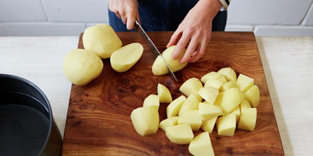 Cómo y cuánto cocinar las patatas peladas
