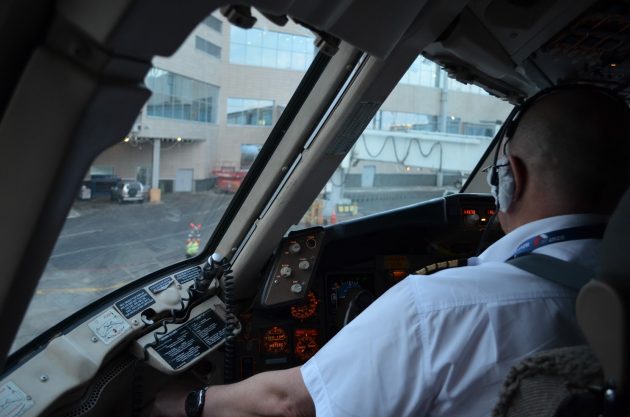 Andrei Gromozdin, Pilot von Boeing, über den Applaus der Passagiere