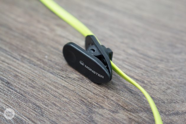 Monster iSport Victory: clip-clamp